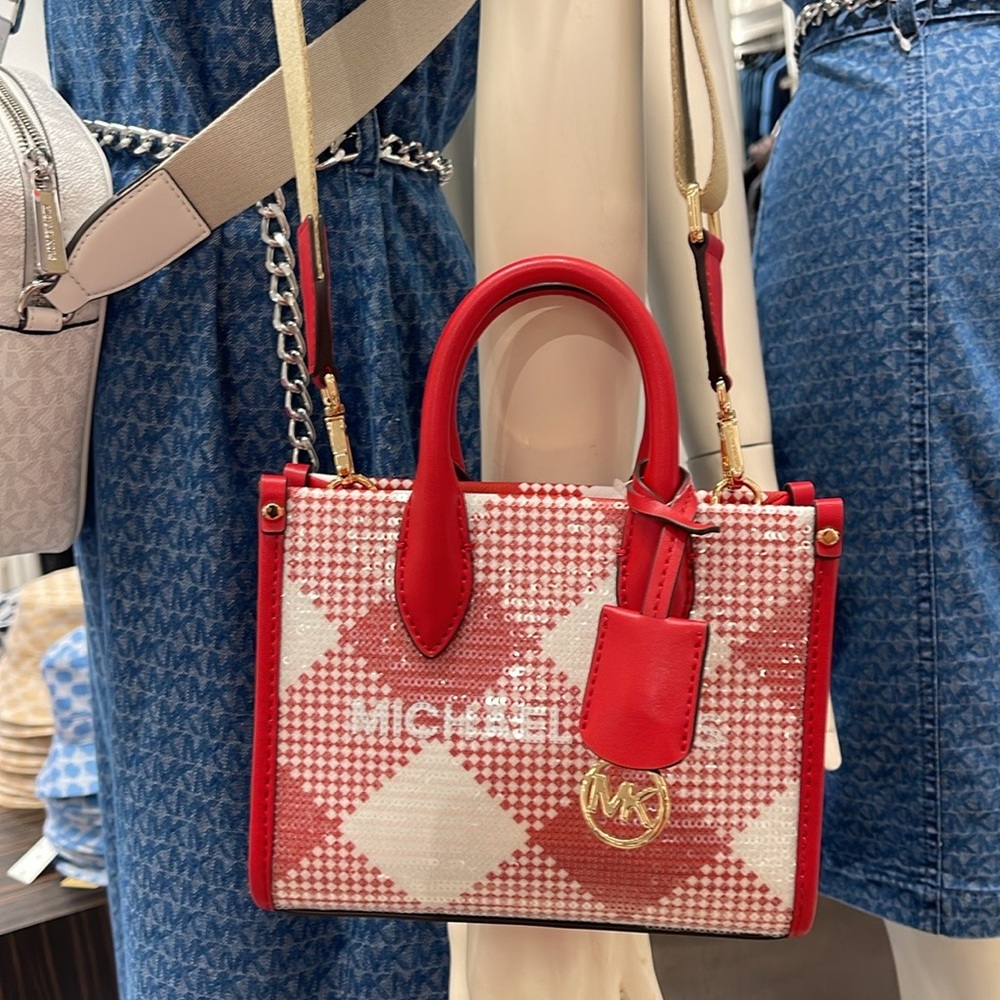 Michael Kors Mirella Extra-Small Logo Crossbody XBODY Shopper Bag
Bright Red
NWT - Picture 13 of 16